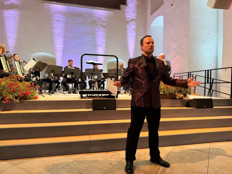 Moderation Jahreskonzert 1. Straubinger Akkordeonorchester